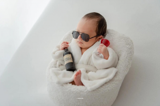 孟津宝宝嘴唇上翘